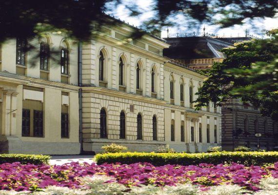 Hotel Fama Hodmezovasarhely